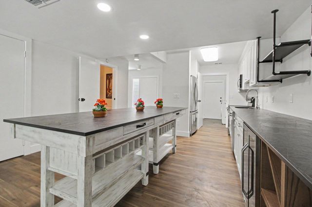 731 Skynob Drive, Ann Arbor, MI 48105