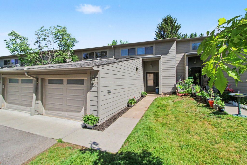 731 Skynob Drive, Ann Arbor, MI 48105