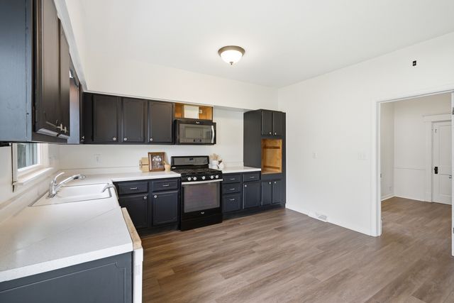 1847 10th Street, Moline, IL 61265