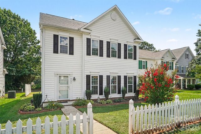 9224 Ligon Court, Charlotte, NC 28213
