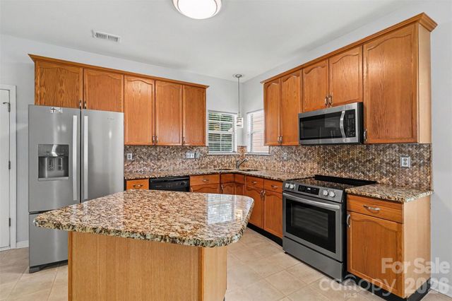 9224 Ligon Court, Charlotte, NC 28213