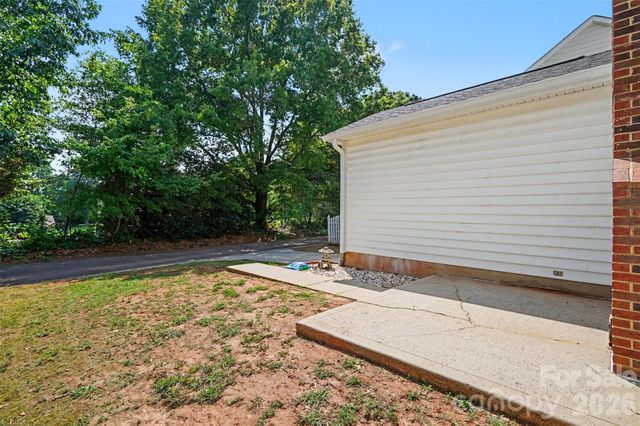 9224 Ligon Court, Charlotte, NC 28213