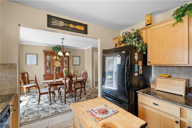 1147 SW Arborfair Drive, Lee's Summit, MO 66082