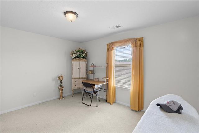 1147 SW Arborfair Drive, Lee's Summit, MO 66082
