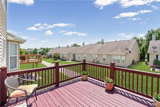 1147 SW Arborfair Drive, Lee's Summit, MO 66082
