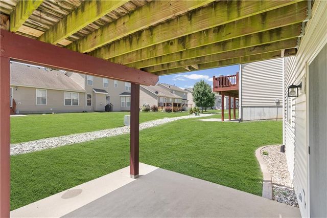 1147 SW Arborfair Drive, Lee's Summit, MO 66082