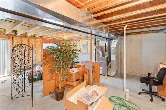1147 SW Arborfair Drive, Lee's Summit, MO 66082