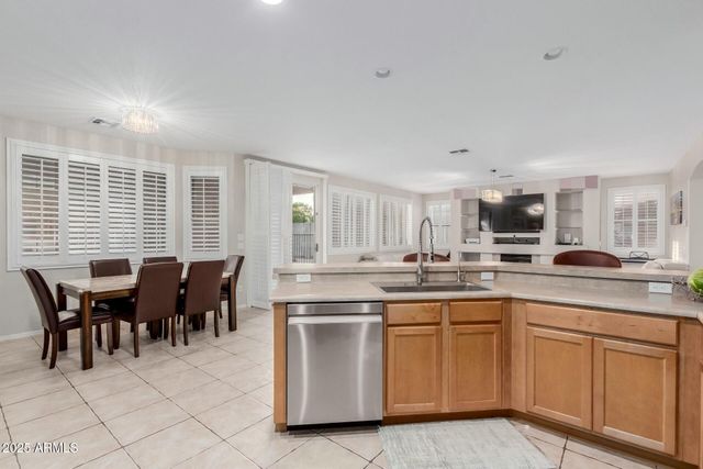 22478 N 78TH Lane, Peoria, AZ 85383