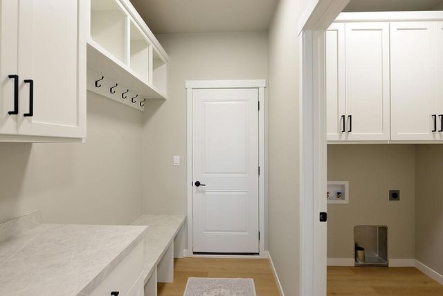 867 Harvest Circle, Horace, ND 58047