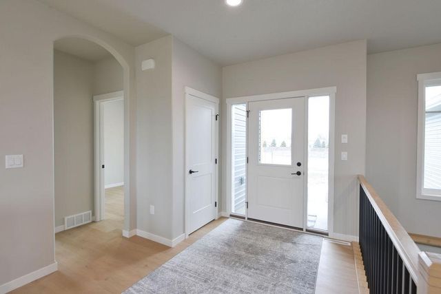 867 Harvest Circle, Horace, ND 58047