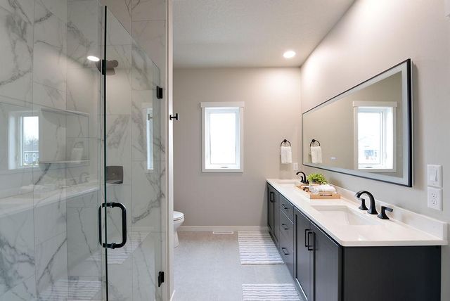 867 Harvest Circle, Horace, ND 58047