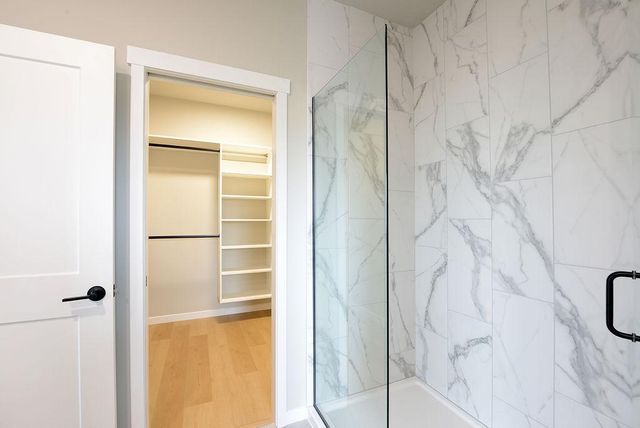 867 Harvest Circle, Horace, ND 58047