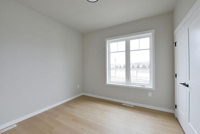 867 Harvest Circle, Horace, ND 58047