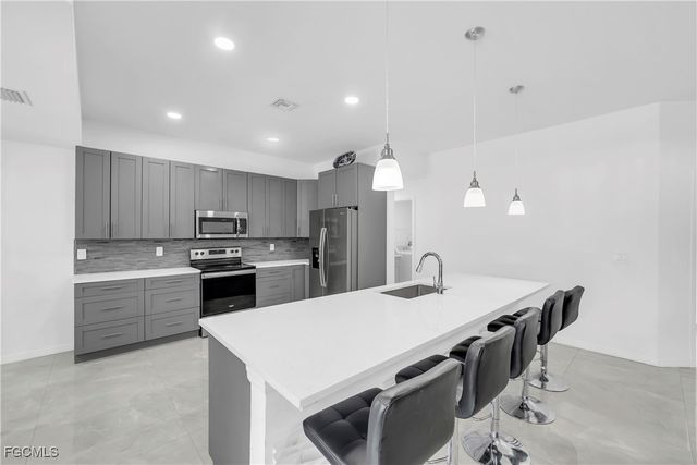 7881 Buckingham RD, Fort Myers, FL 33905