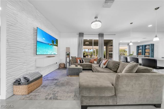 7881 Buckingham RD, Fort Myers, FL 33905