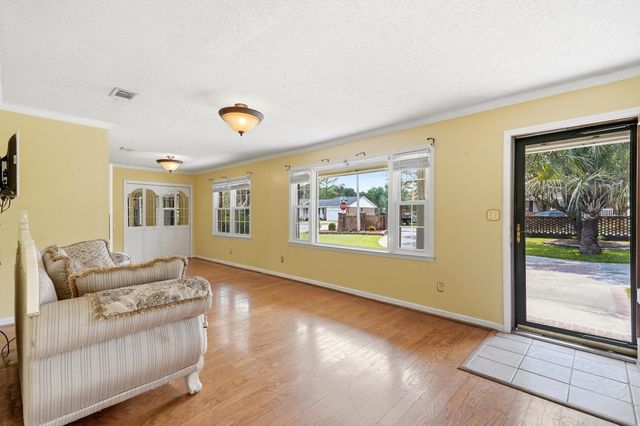 2208 Hare St., Conway, SC 29526