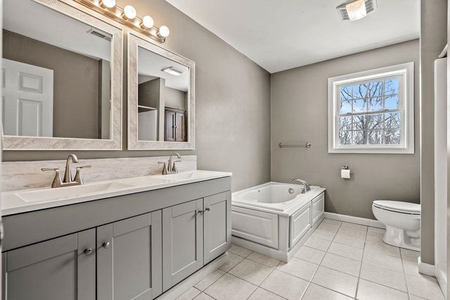 401 Wallace Road, Goffstown, NH 03045