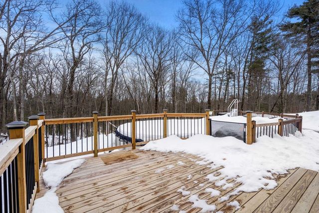 401 Wallace Road, Goffstown, NH 03045