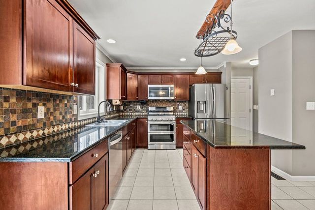 401 Wallace Road, Goffstown, NH 03045