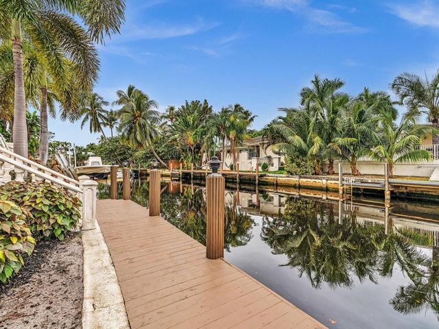 749 SW 2ND Street, Boca Raton, FL 33486