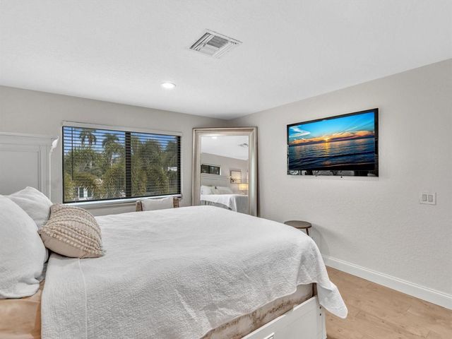 749 SW 2ND Street, Boca Raton, FL 33486