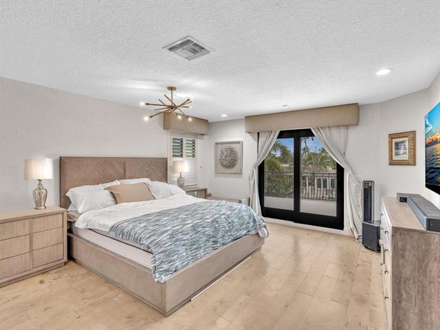 749 SW 2ND Street, Boca Raton, FL 33486