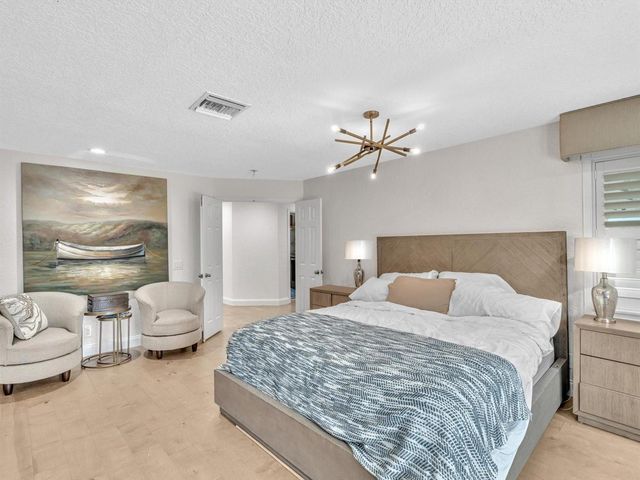 749 SW 2ND Street, Boca Raton, FL 33486