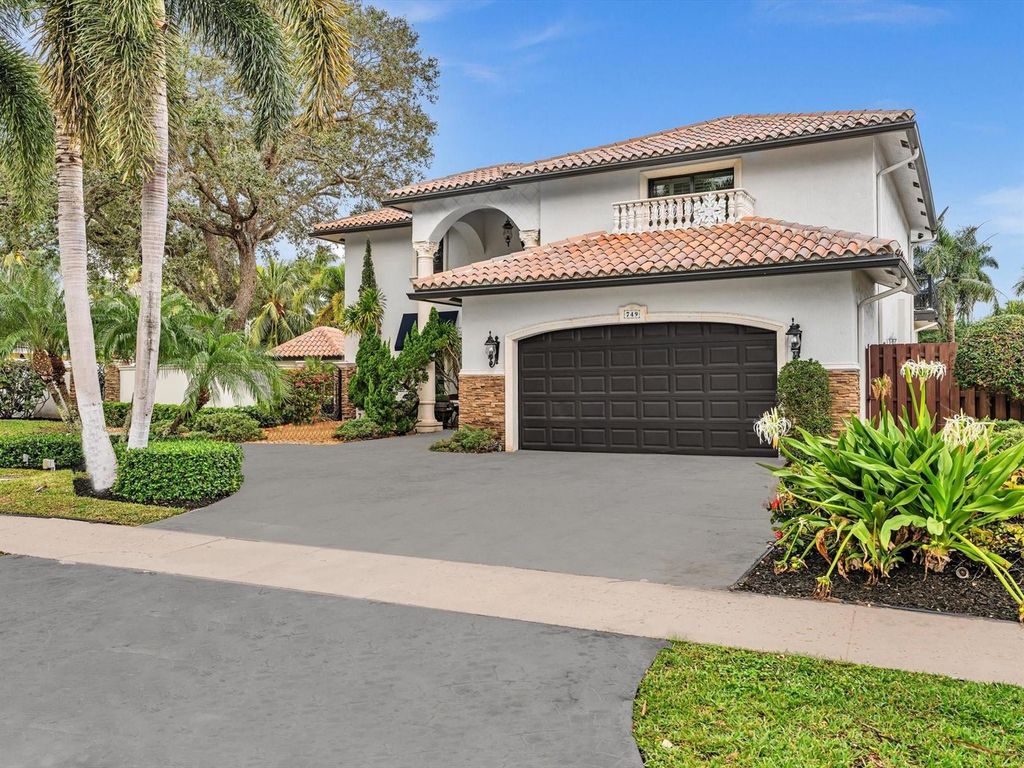 749 SW 2ND Street, Boca Raton, FL 33486