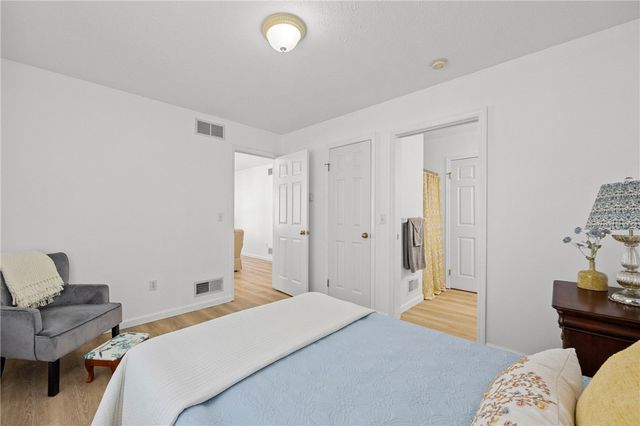 49 Brownstone Lane, Greece, NY 14615