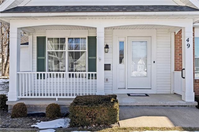 49 Brownstone Lane, Greece, NY 14615