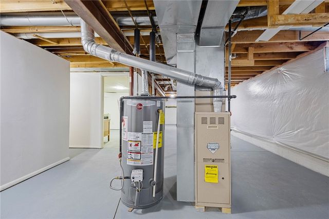 49 Brownstone Lane, Greece, NY 14615