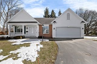 49 Brownstone Lane, Greece, NY 14615