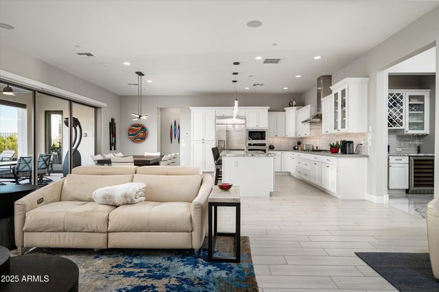 28715 N MARSHALL GULCH Court, Rio Verde, AZ 85263