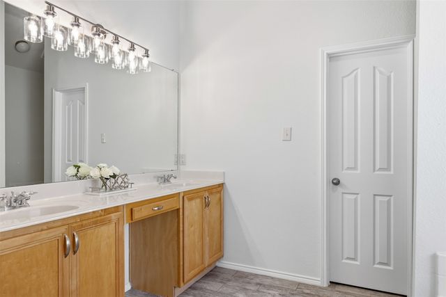 10716 Lipan Trail, Fort Worth, TX 76108