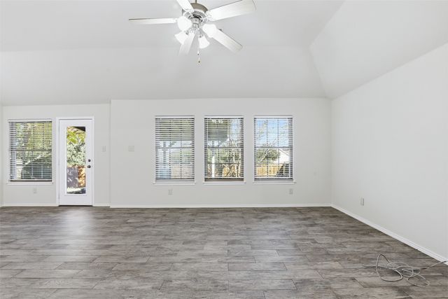 10716 Lipan Trail, Fort Worth, TX 76108