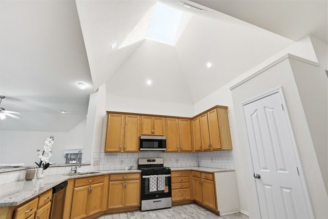 10716 Lipan Trail, Fort Worth, TX 76108