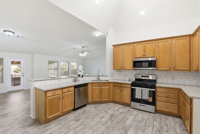 10716 Lipan Trail, Fort Worth, TX 76108