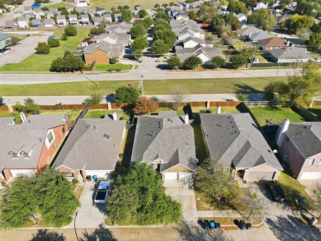 10716 Lipan Trail, Fort Worth, TX 76108