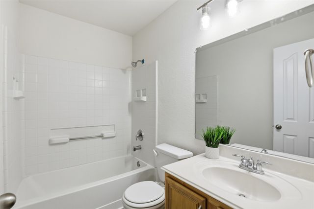 10716 Lipan Trail, Fort Worth, TX 76108