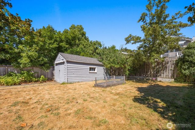 5632 7th Avenue NW, Seattle, WA 98107