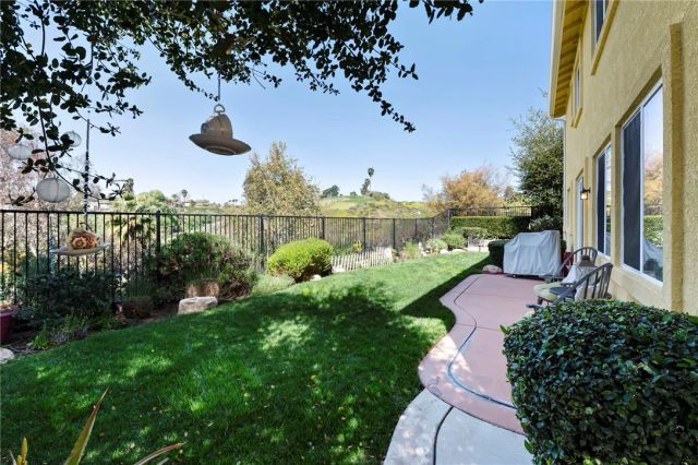 38669 Clearbrook, Murrieta, CA 92563