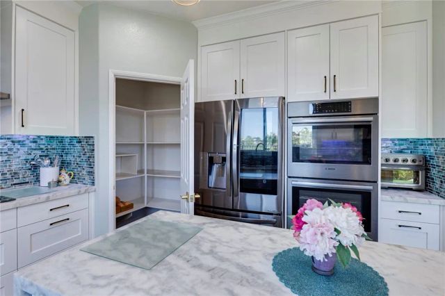 38669 Clearbrook, Murrieta, CA 92563