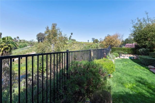 38669 Clearbrook, Murrieta, CA 92563
