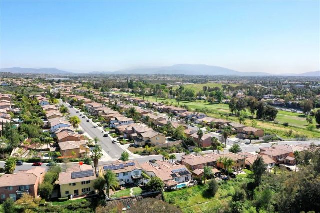 38669 Clearbrook, Murrieta, CA 92563