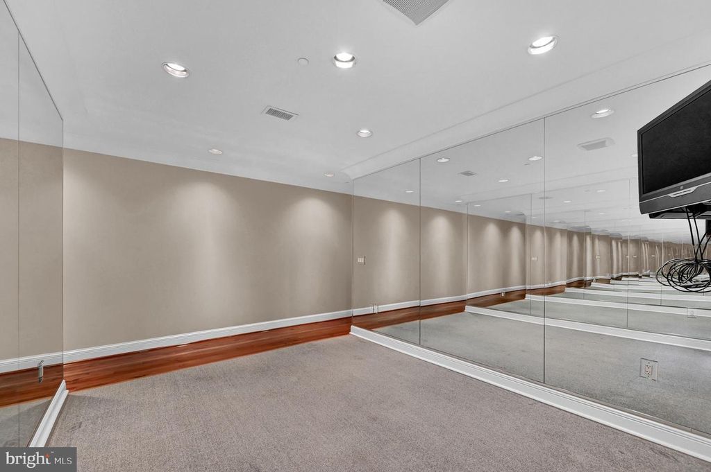 Image 41 of property listing at 1126 N CHARLES ST, Baltimore, MD 21201