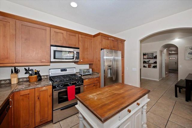 317 E Angeles Boulevard, Big Bear, CA 92314