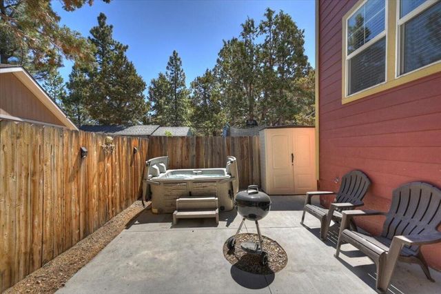 317 E Angeles Boulevard, Big Bear, CA 92314