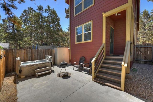 317 E Angeles Boulevard, Big Bear, CA 92314