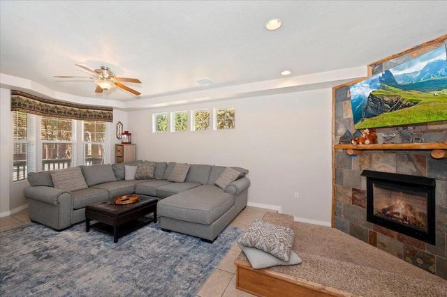 317 E Angeles Boulevard, Big Bear, CA 92314