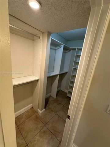 4221 W Mcnab Road 35, Pompano Beach, FL 33069